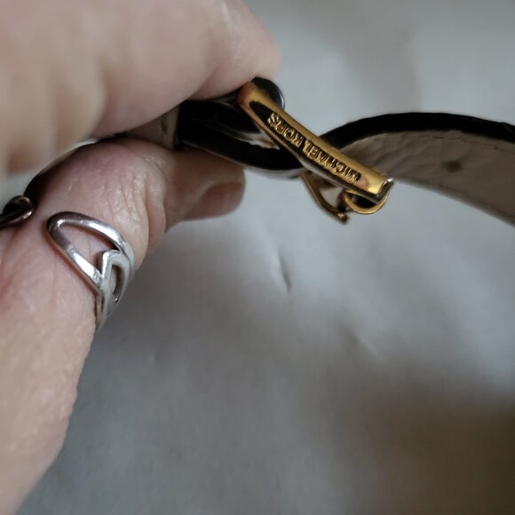 VINTAGE MICHAEL KORS PEBBLED CREAM LEATHER SHOULDER BAG - Picture 5 of 15